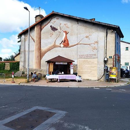 Jolie Maison De Bourg Tout Equipee 10Km D'Ambert Saint-Amant-Roche-Savine Oda fotoğraf