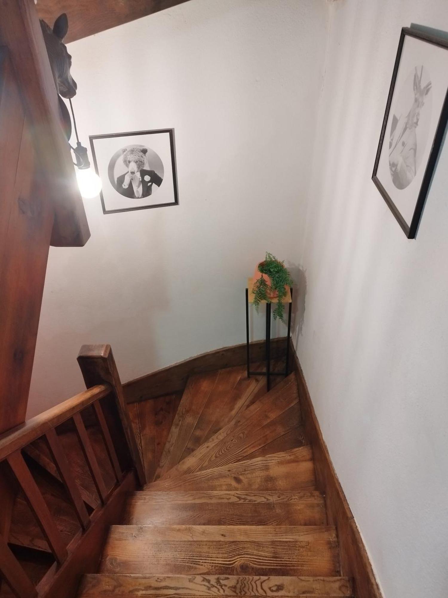 Jolie Maison De Bourg Tout Equipee 10Km D'Ambert Saint-Amant-Roche-Savine Oda fotoğraf